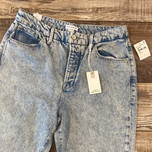 NWT GOOD AMERICAN Good Boy Acid Wash Relaxed Fit Jeans 14/32 - Picture 4 of 11